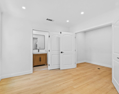 1722 Bel Aire Drive - Photo Thumbnail 19