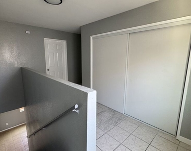1255 Velasco Street - Photo Thumbnail 5
