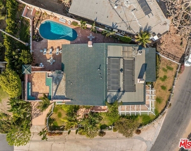 206 Bellino Drive - Photo Thumbnail 37