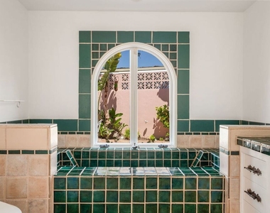 206 Bellino Drive - Photo Thumbnail 25