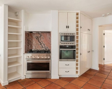 206 Bellino Drive - Photo Thumbnail 11