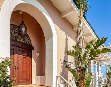 206 Bellino Drive - Photo Thumbnail 4