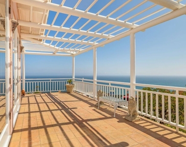 206 Bellino Drive - Photo Thumbnail 15