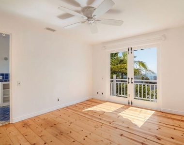 206 Bellino Drive - Photo Thumbnail 28