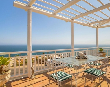 206 Bellino Drive - Photo Thumbnail 14