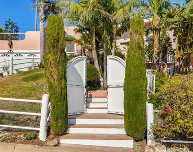 206 Bellino Drive - Photo Thumbnail 3