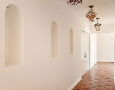 206 Bellino Drive - Photo Thumbnail 26