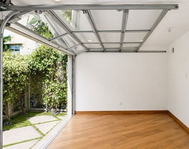 512 Brooks Avenue - Photo Thumbnail 7