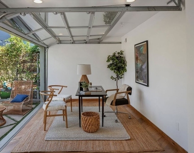 512 Brooks Avenue - Photo Thumbnail 1
