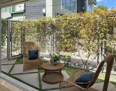 512 Brooks Avenue - Photo Thumbnail 2