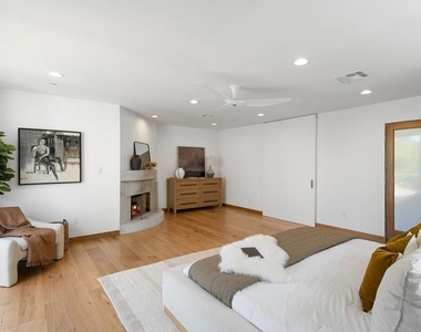 512 Brooks Avenue - Photo Thumbnail 15