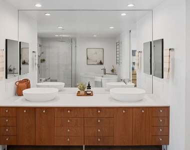 512 Brooks Avenue - Photo Thumbnail 17