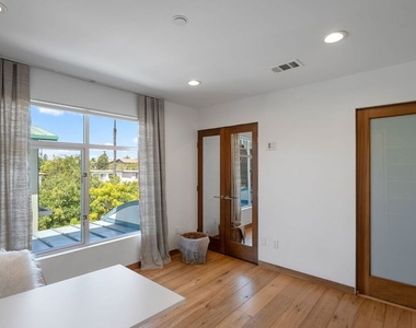 512 Brooks Avenue - Photo Thumbnail 21
