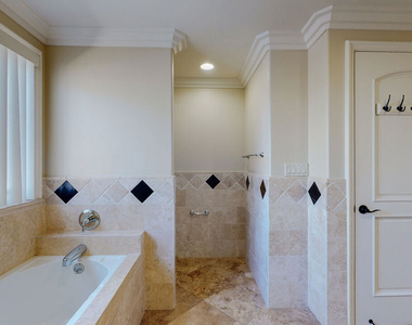11440 National Boulevard - Photo Thumbnail 14