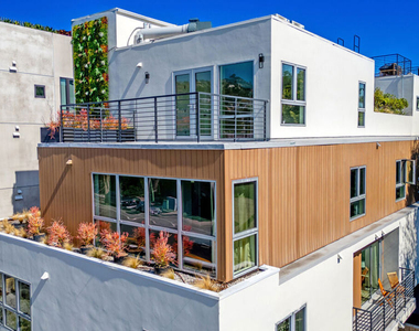 1236 N Fairfax Avenue - Photo Thumbnail 2