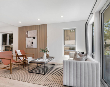 1236 N Fairfax Avenue - Photo Thumbnail 5