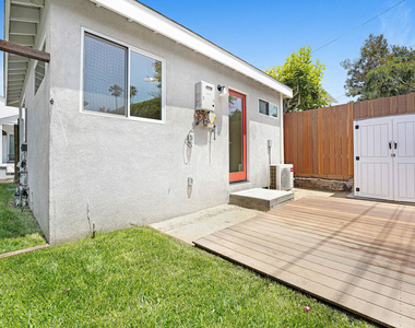 1130 Ashland Avenue - Photo Thumbnail 8