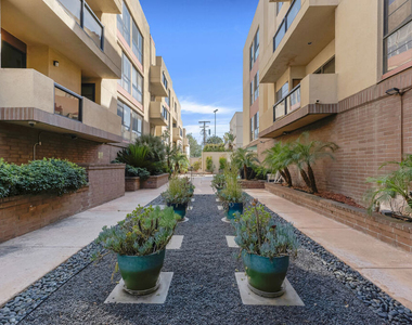 235 S Tower Drive - Photo Thumbnail 32