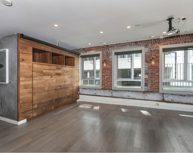 527 Molino Street - Photo Thumbnail 7