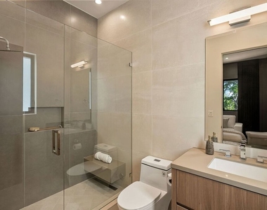 14812 Morrison Street - Photo Thumbnail 66