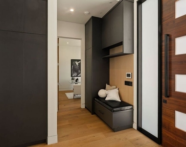 14812 Morrison Street - Photo Thumbnail 23