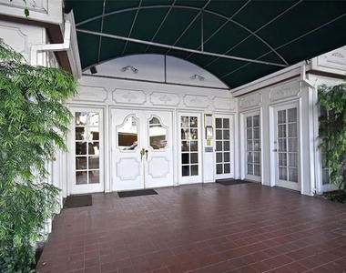 8550 Holloway Drive - Photo Thumbnail 1
