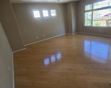 11442 Trailbrook Ln - Photo Thumbnail 32