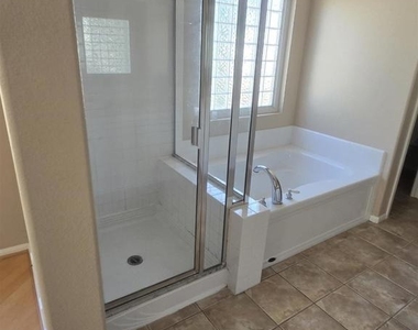 11442 Trailbrook Ln - Photo Thumbnail 34
