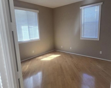 11442 Trailbrook Ln - Photo Thumbnail 12
