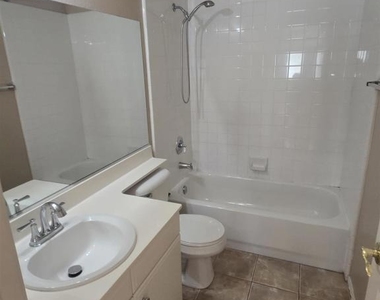 11442 Trailbrook Ln - Photo Thumbnail 26