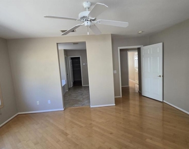 11442 Trailbrook Ln - Photo Thumbnail 33
