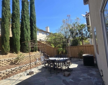 11442 Trailbrook Ln - Photo Thumbnail 6