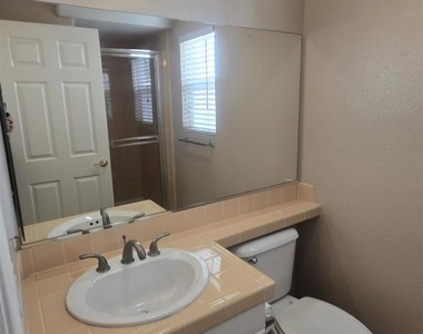 11442 Trailbrook Ln - Photo Thumbnail 11