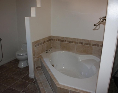 13801 Mercado Drive - Photo Thumbnail 7