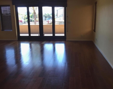 13801 Mercado Drive - Photo Thumbnail 17