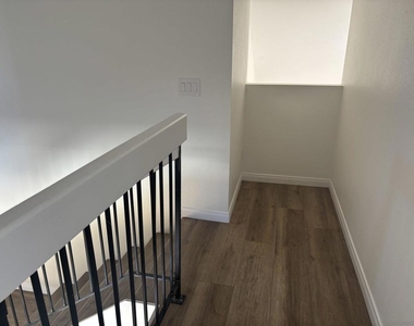 8703 Octans St - Photo Thumbnail 18