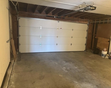 8703 Octans St - Photo Thumbnail 22