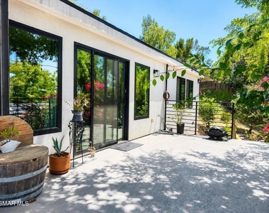 9218 Slater Terrace - Photo Thumbnail 7