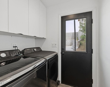9218 Slater Terrace - Photo Thumbnail 26