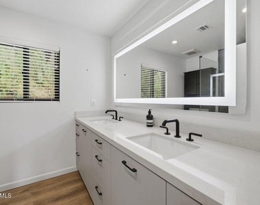 9218 Slater Terrace - Photo Thumbnail 24