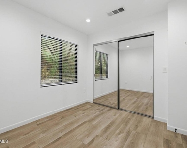 9218 Slater Terrace - Photo Thumbnail 19