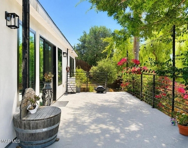 9218 Slater Terrace - Photo Thumbnail 6