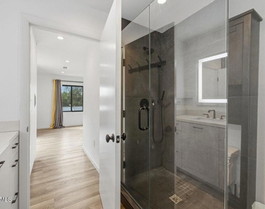 9218 Slater Terrace - Photo Thumbnail 25