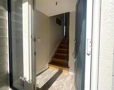 1174 Westlake Boulevard - Photo Thumbnail 2