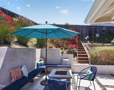 25031 Adelanto Drive - Photo Thumbnail 17