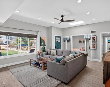 25031 Adelanto Drive - Photo Thumbnail 3