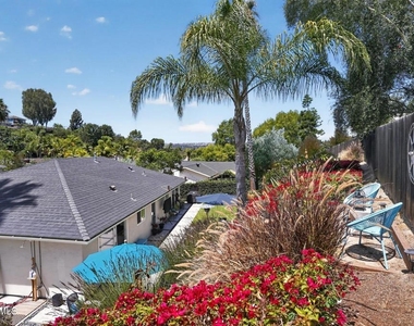 25031 Adelanto Drive - Photo Thumbnail 20