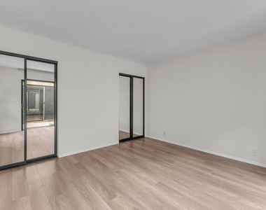 14 Presidio Place - Photo Thumbnail 20