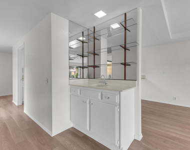 14 Presidio Place - Photo Thumbnail 11