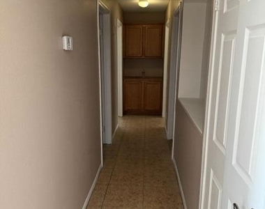 1226 Mullet Avenue - Photo Thumbnail 4